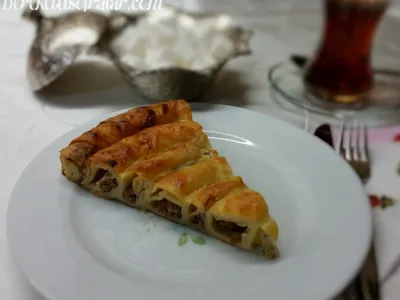 Kıymalı Börek Tarifi