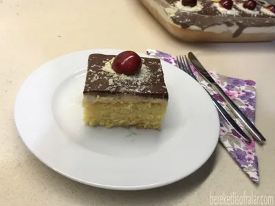 Çikolata Soslu Sünger Pasta
