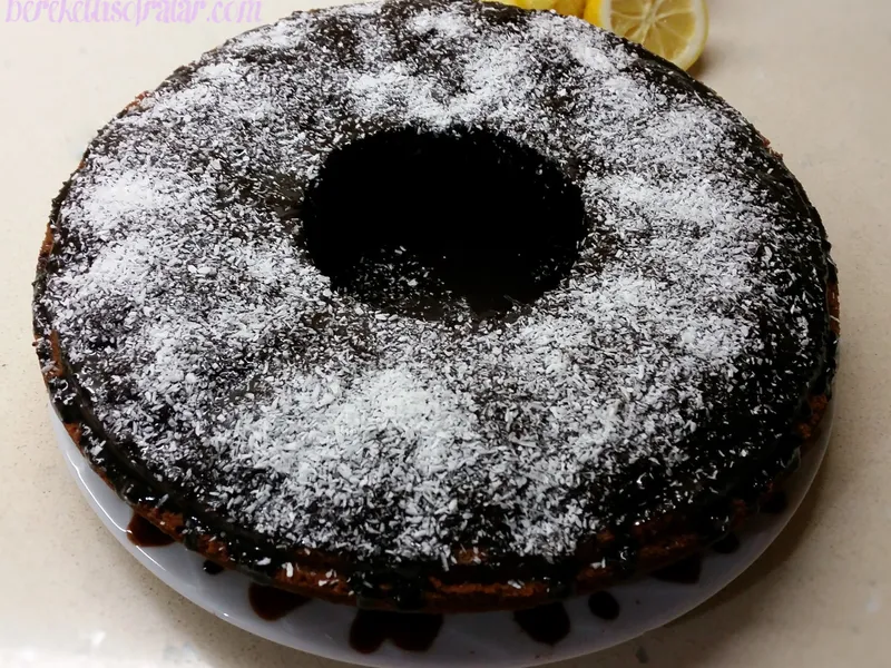 Çikolatalı Islak Kek