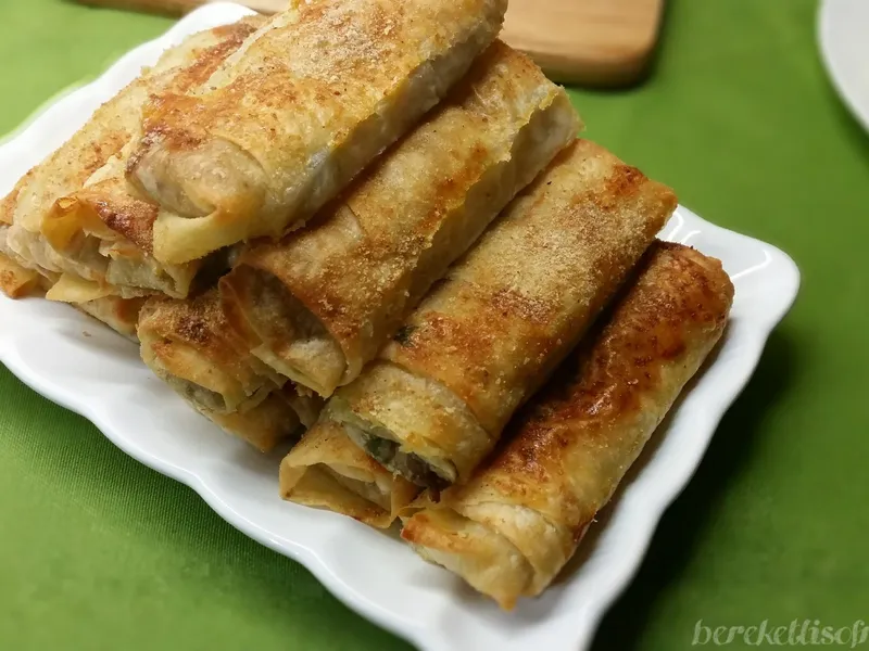 Avcı Böreği Tarifi (İçli Köfte Böreği)